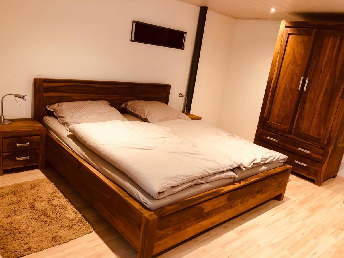 Loft Mit 2 Schlafzimmern Und E- Ladestation Apartment Fürth Екстериор снимка